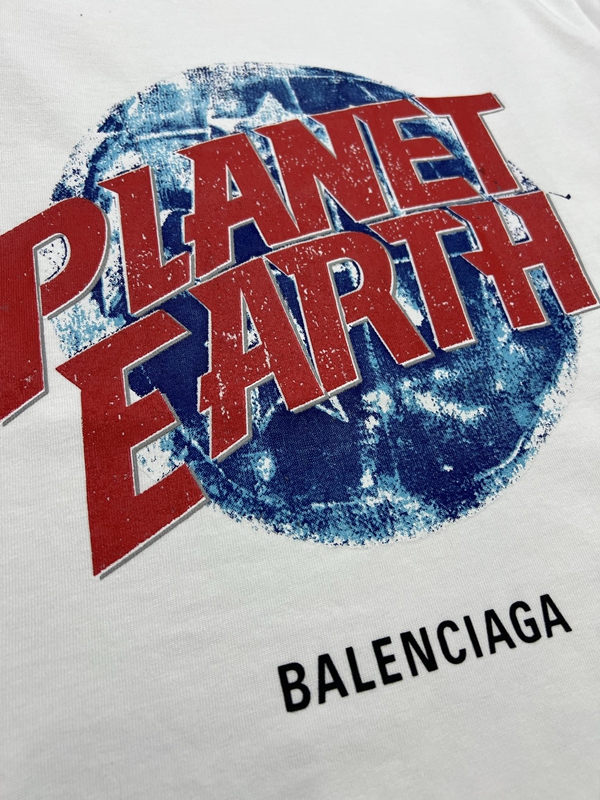 ブランドTシャツ角部分ディテール